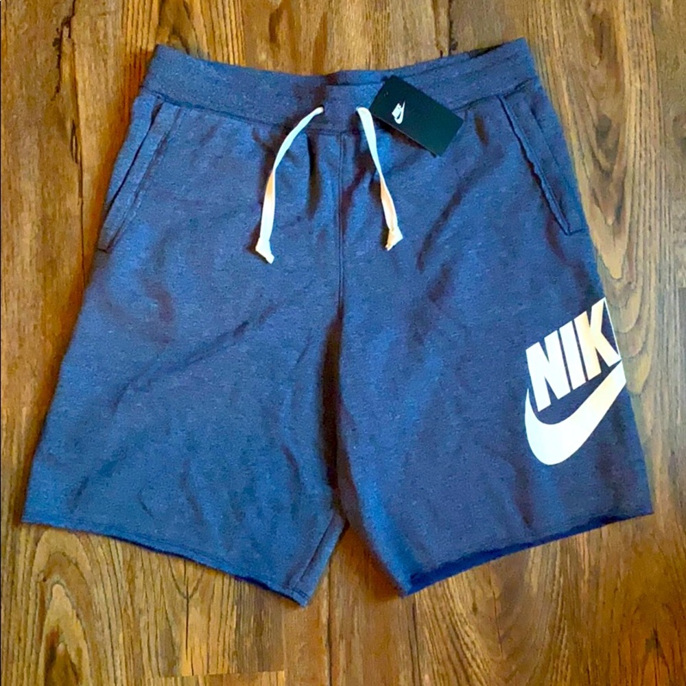 Men’s Nike casual shorts